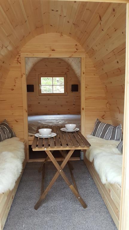 Camping Le Canada-Insolite 시니 외부 사진